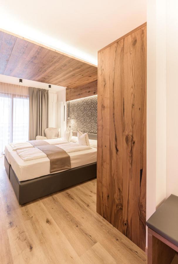 Hotel Cevedale Living Romance Hotel Cogolo Dış mekan fotoğraf