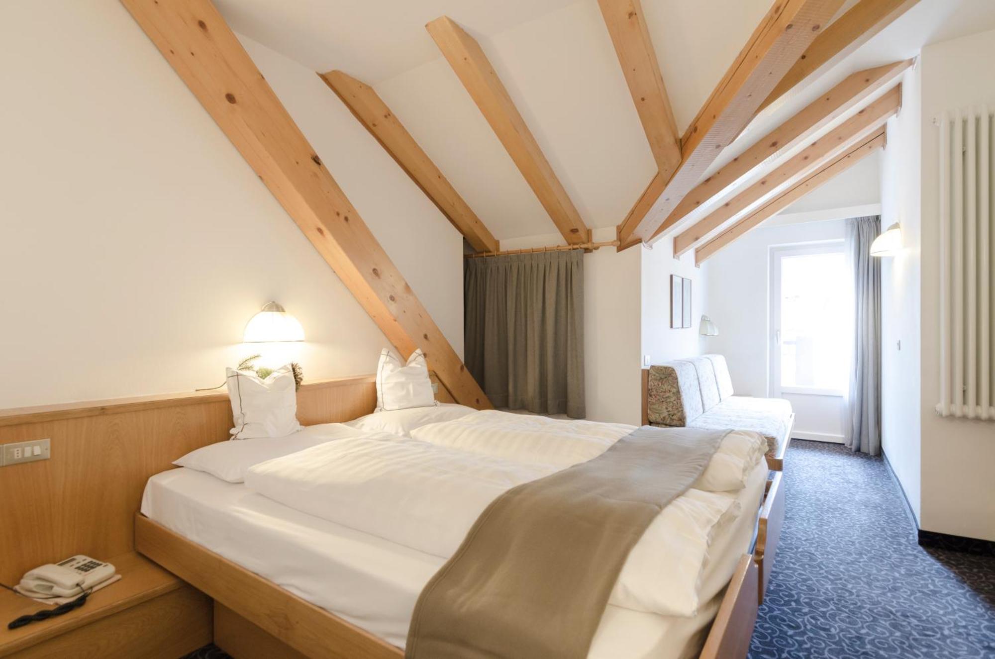 Hotel Cevedale Living Romance Hotel Cogolo Dış mekan fotoğraf
