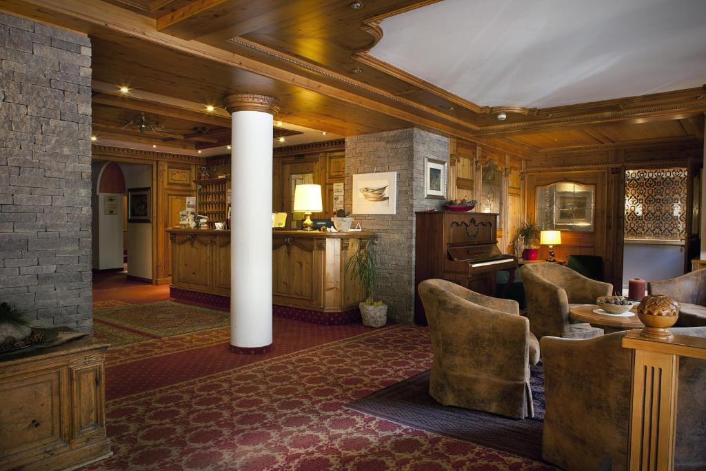 Hotel Cevedale Living Romance Hotel Cogolo Dış mekan fotoğraf