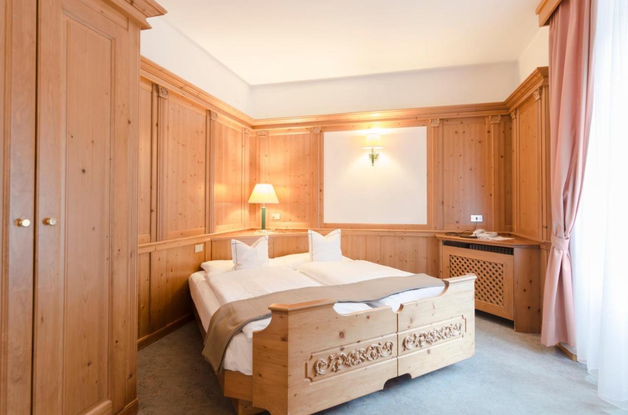 Hotel Cevedale Living Romance Hotel Cogolo Dış mekan fotoğraf